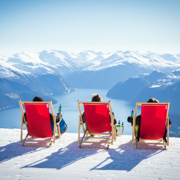 Enjoying-the-view-from-Strandafjellet-mountain-Haavard-Myklebust-.jpg